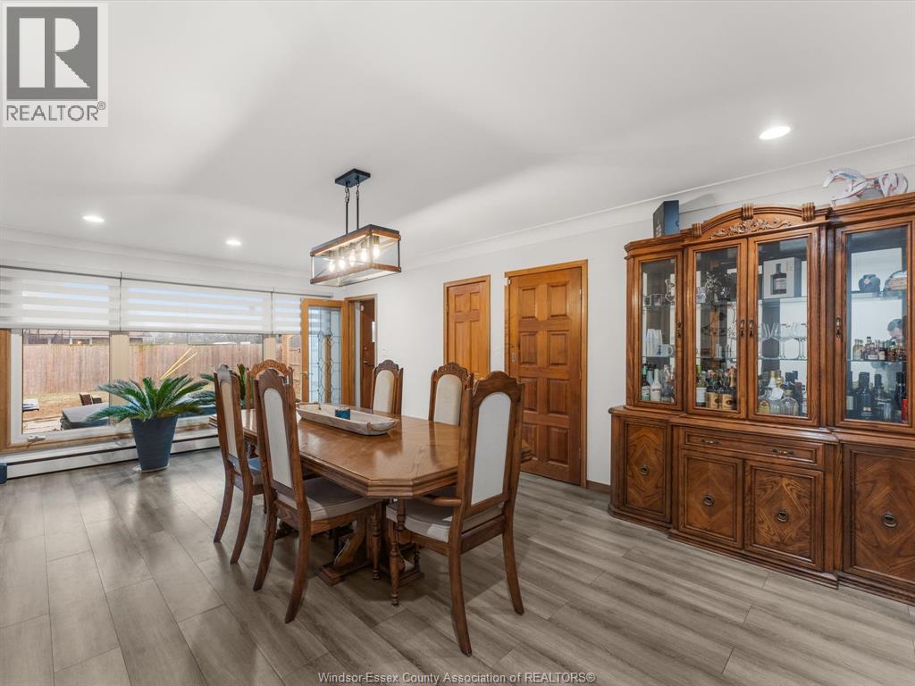 14 LORNE AVENUE Leamington, Ontario