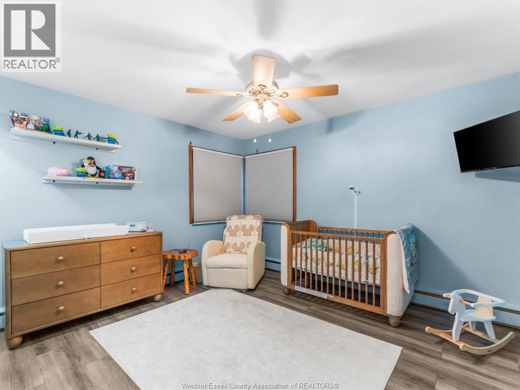 14 LORNE AVENUE Leamington, Ontario