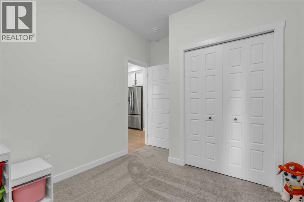 35 Versant View Sw, Calgary, Alberta  T2Y 0W9 - Photo 17 - A2284214