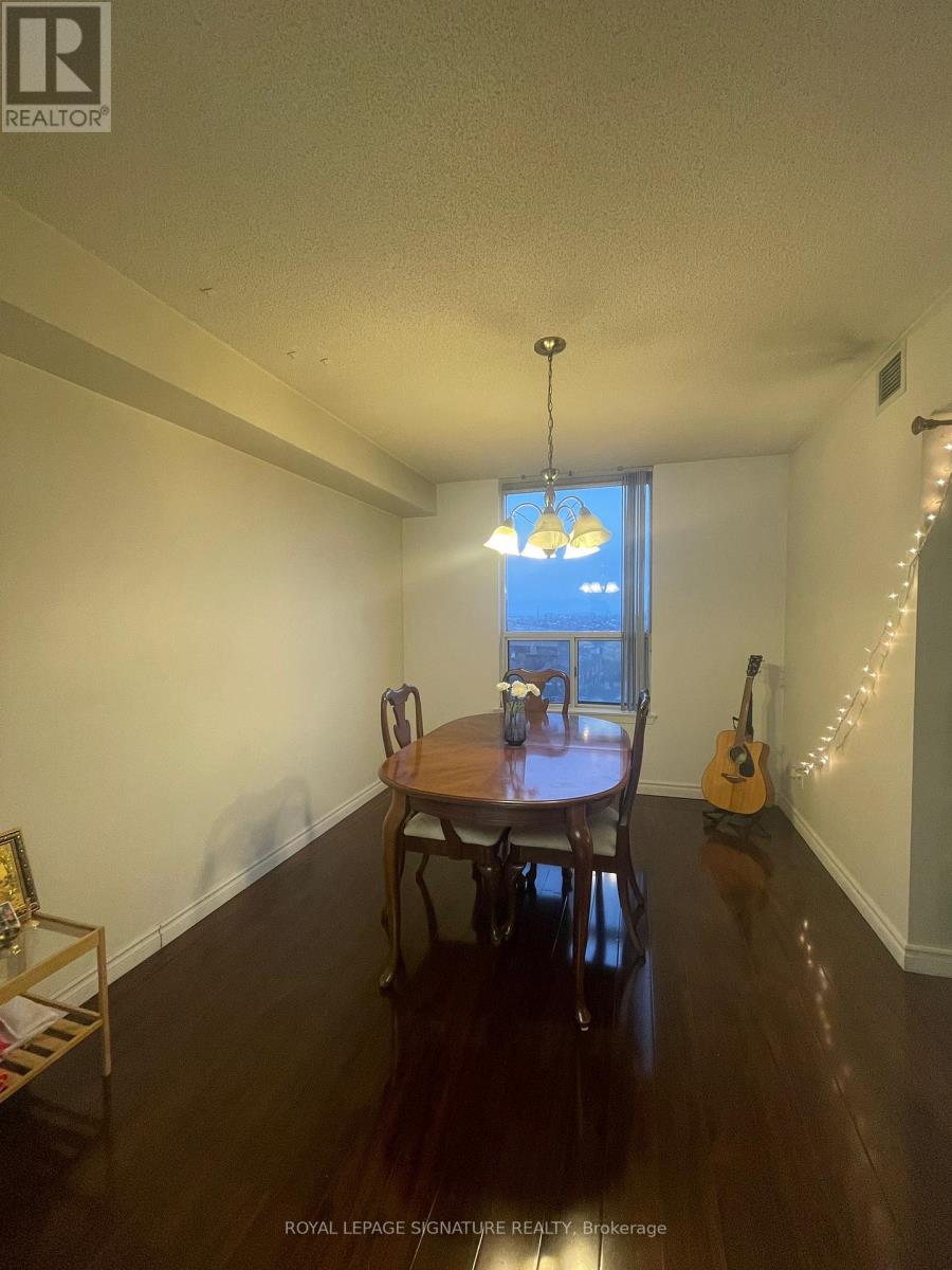 1107 - 135 Hillcrest Avenue, Mississauga, Ontario  L5B 4B1 - Photo 39 - W12975136