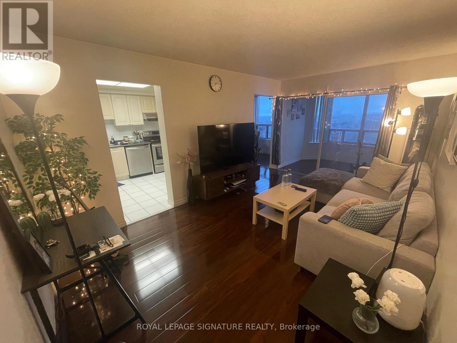 1107 - 135 Hillcrest Avenue, Mississauga, Ontario  L5B 4B1 - Photo 37 - W12975136