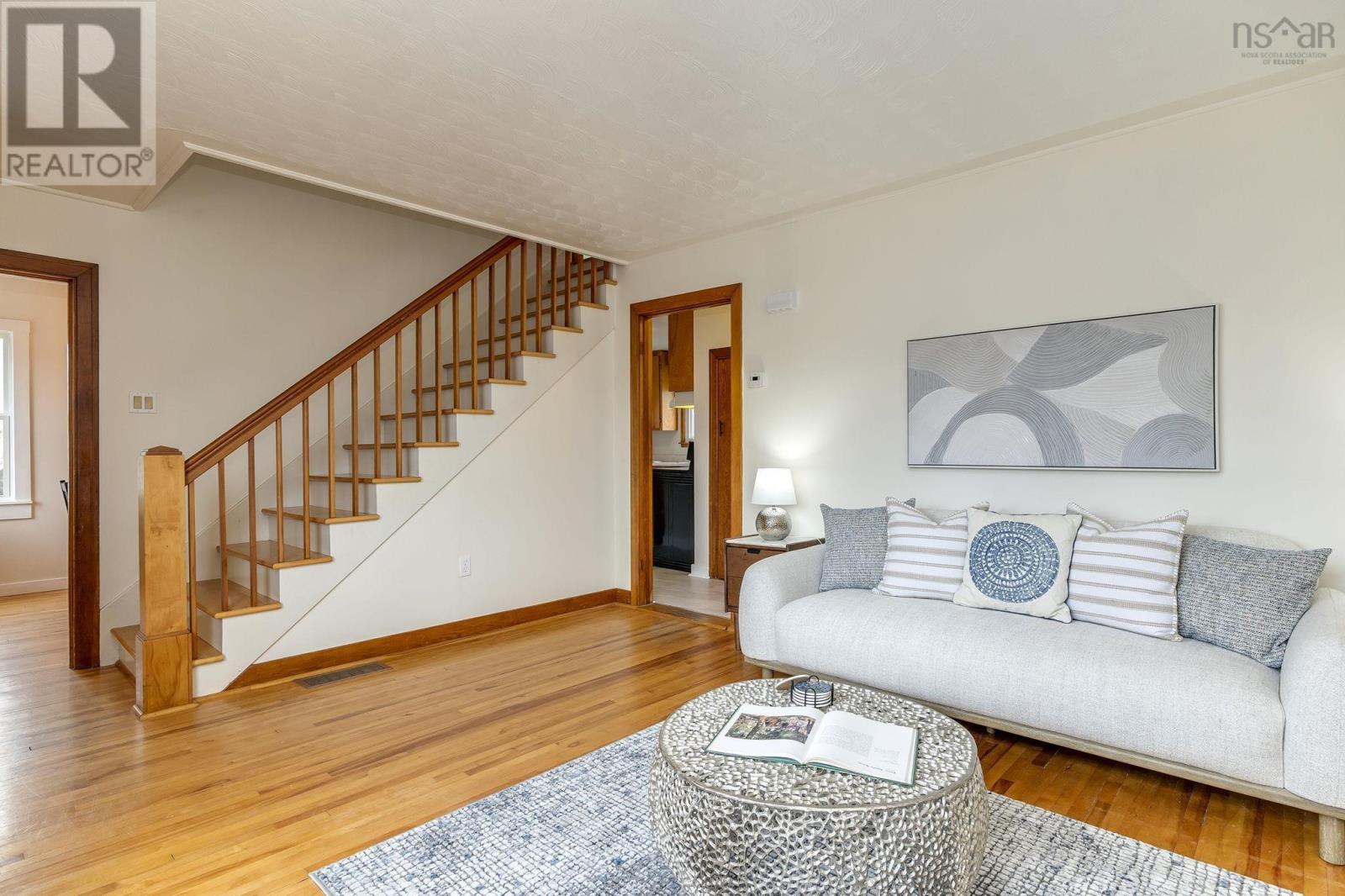 207 Victoria Road, Dartmouth, Nova Scotia  B3A 1W4 - Photo 7 - 202606760