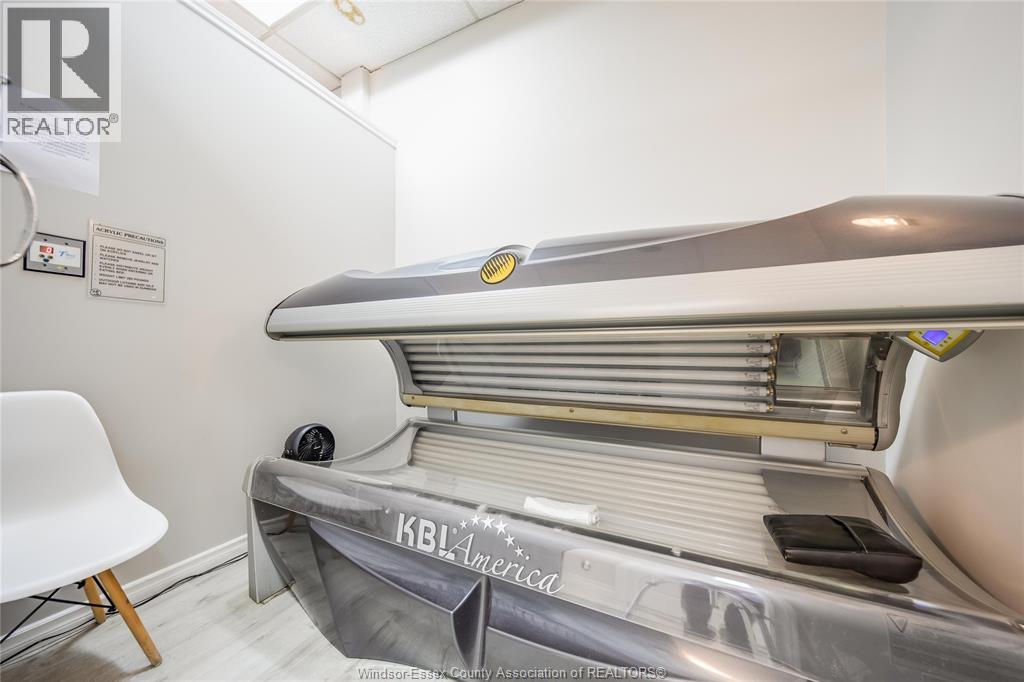 3041 Dougall Avenue, Windsor, Ontario  N9E 1S3 - Photo 14 - 26007537