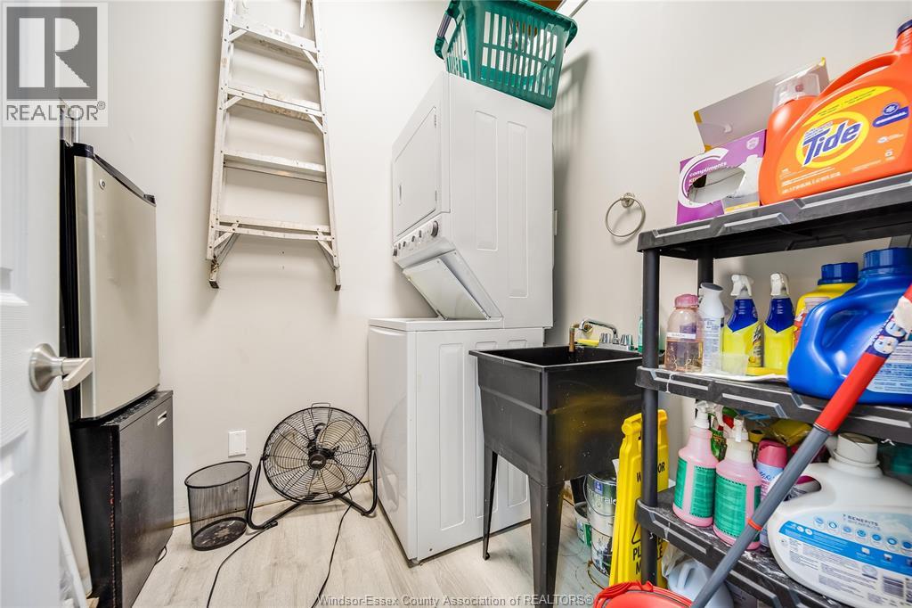 3041 Dougall Avenue, Windsor, Ontario  N9E 1S3 - Photo 21 - 26007537