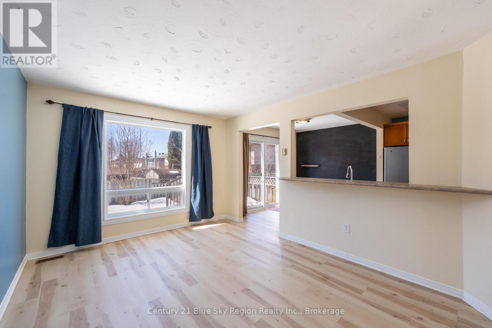 339 Champlain Street, North Bay, Ontario  P1B 2L9 - Photo 7 - X12975614