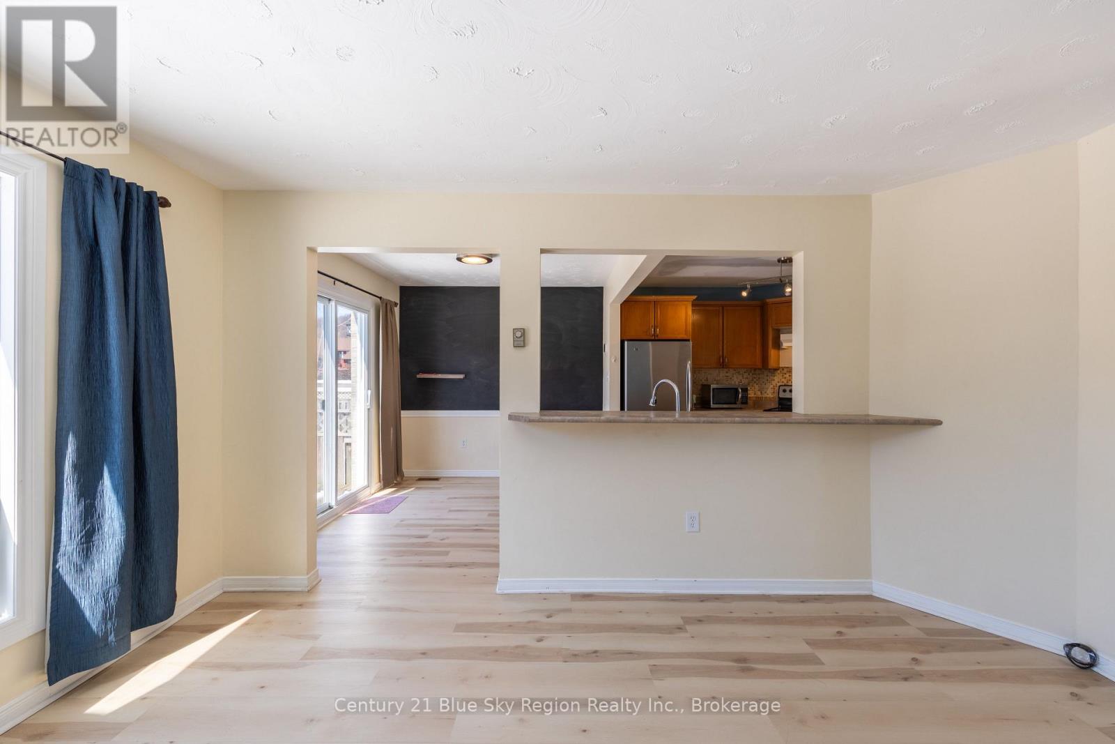 339 Champlain Street, North Bay, Ontario  P1B 2L9 - Photo 8 - X12975614