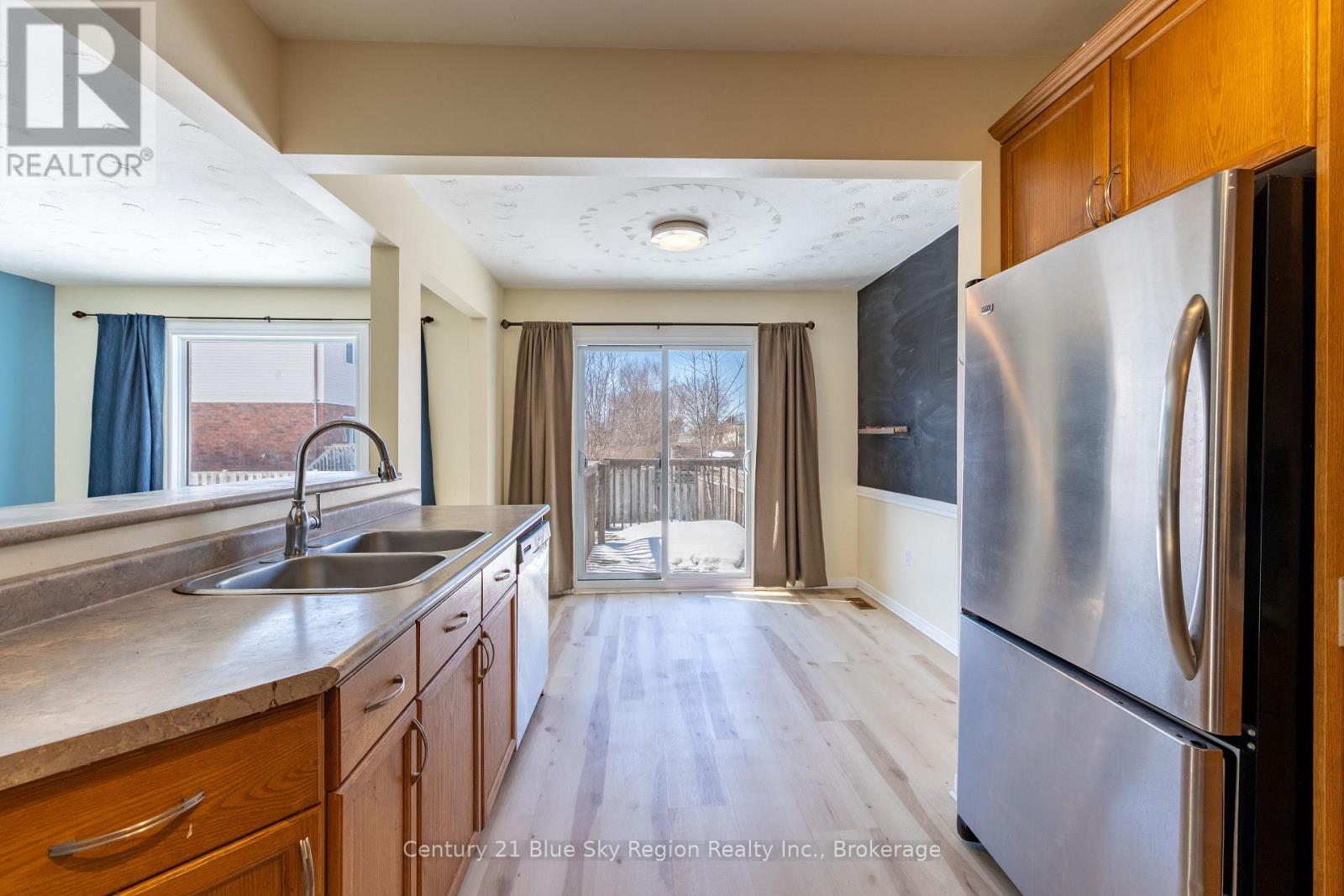 339 Champlain Street, North Bay, Ontario  P1B 2L9 - Photo 9 - X12975614