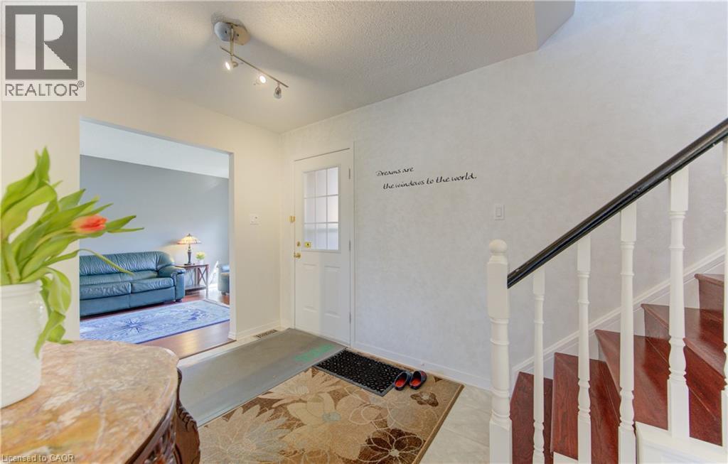 498 Thorndale Drive, Waterloo, Ontario N2T 2A2 - Photo 5 - 40818810