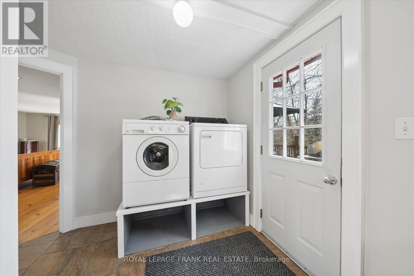 169 Valentia Road, Kawartha Lakes (Mariposa), Ontario L0M 2C0 - Photo 16 - X12975784