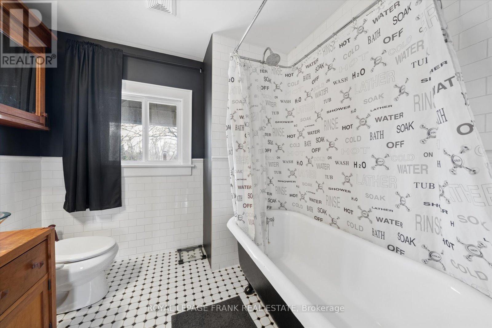 169 Valentia Road, Kawartha Lakes (Mariposa), Ontario L0M 2C0 - Photo 24 - X12975784