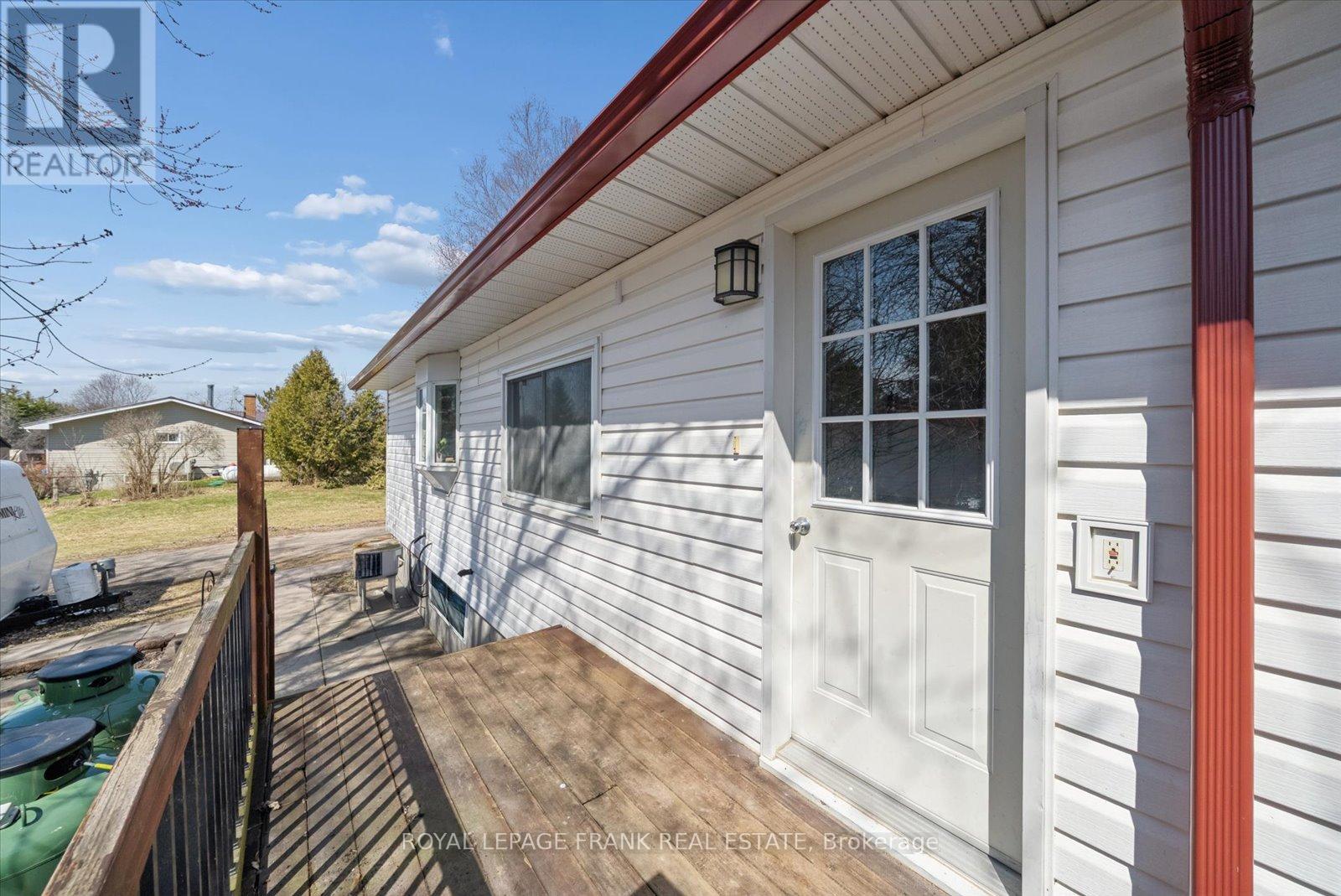 169 Valentia Road, Kawartha Lakes (Mariposa), Ontario L0M 2C0 - Photo 34 - X12975784