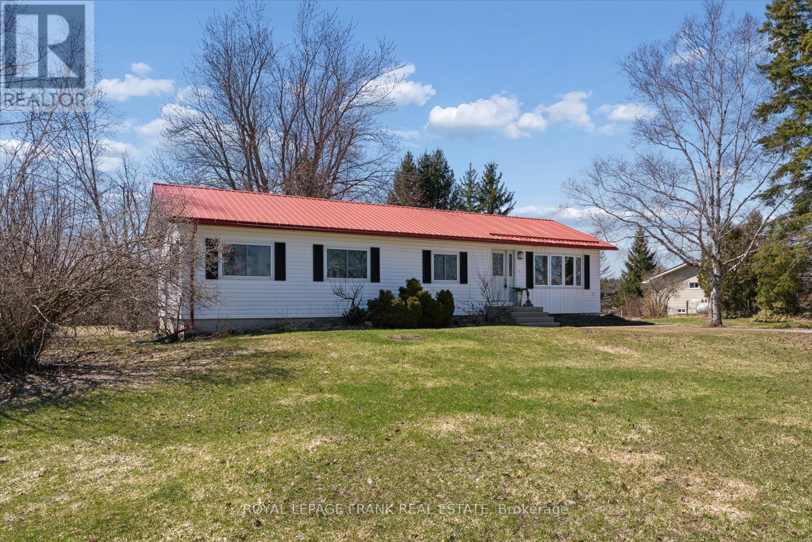 169 Valentia Road, Kawartha Lakes (Mariposa), Ontario L0M 2C0 - Photo 41 - X12975784
