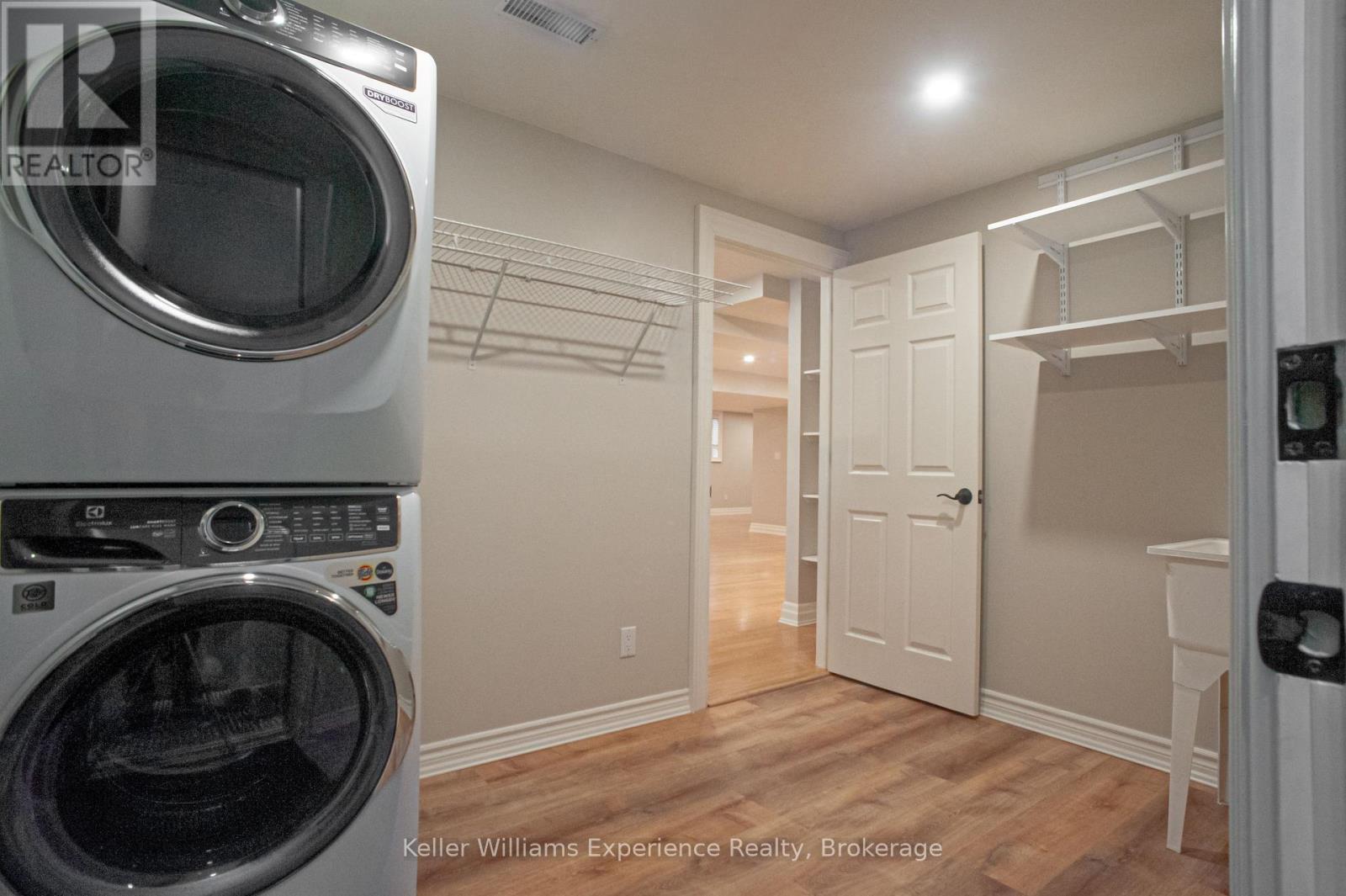 Lower Level - 72 Oxley Drive, Penetanguishene, Ontario  L9M 1W4 - Photo 2 - S12975478