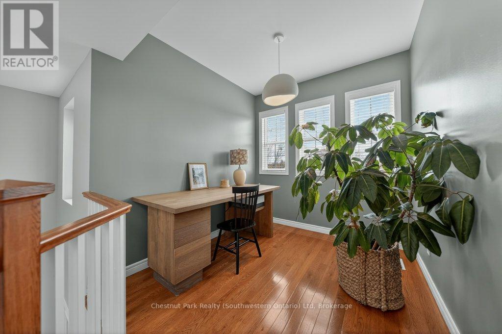 14 Teal Drive, Guelph, Ontario  N1C 1G3 - Photo 27 - X12975358