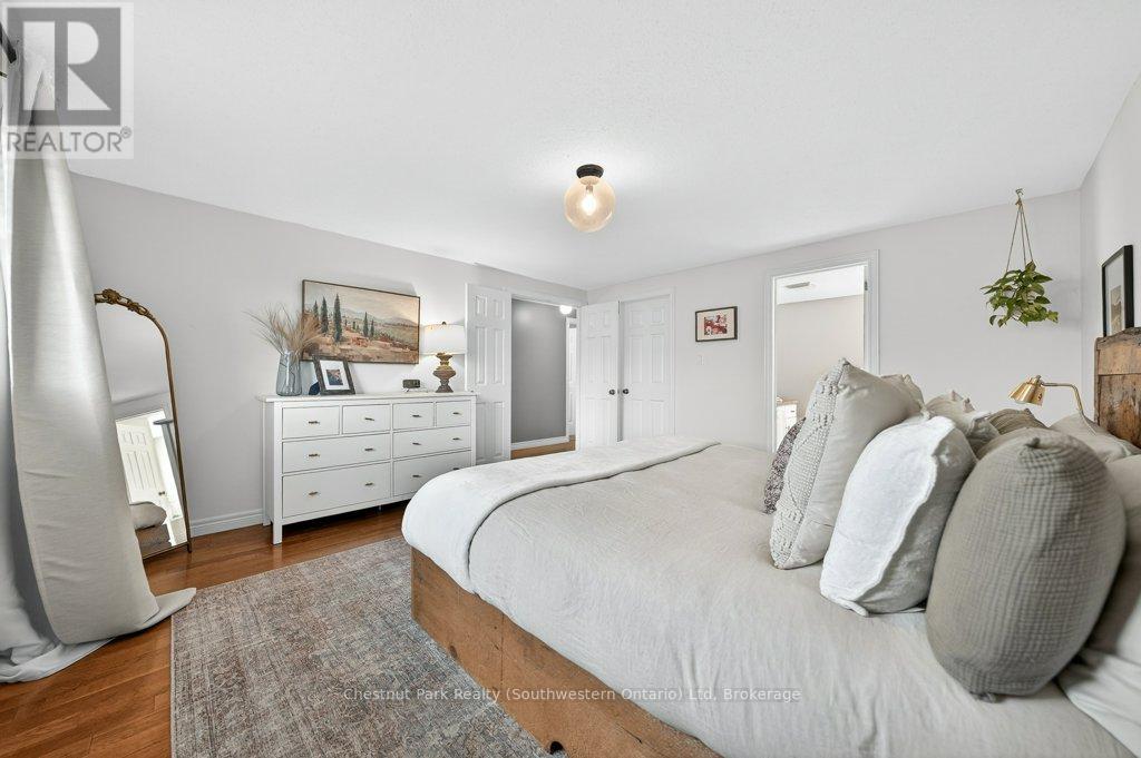 14 Teal Drive, Guelph, Ontario  N1C 1G3 - Photo 29 - X12975358