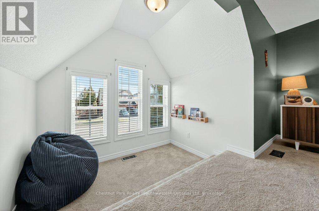 14 Teal Drive, Guelph, Ontario  N1C 1G3 - Photo 36 - X12975358