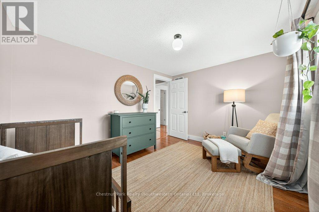 14 Teal Drive, Guelph, Ontario  N1C 1G3 - Photo 40 - X12975358