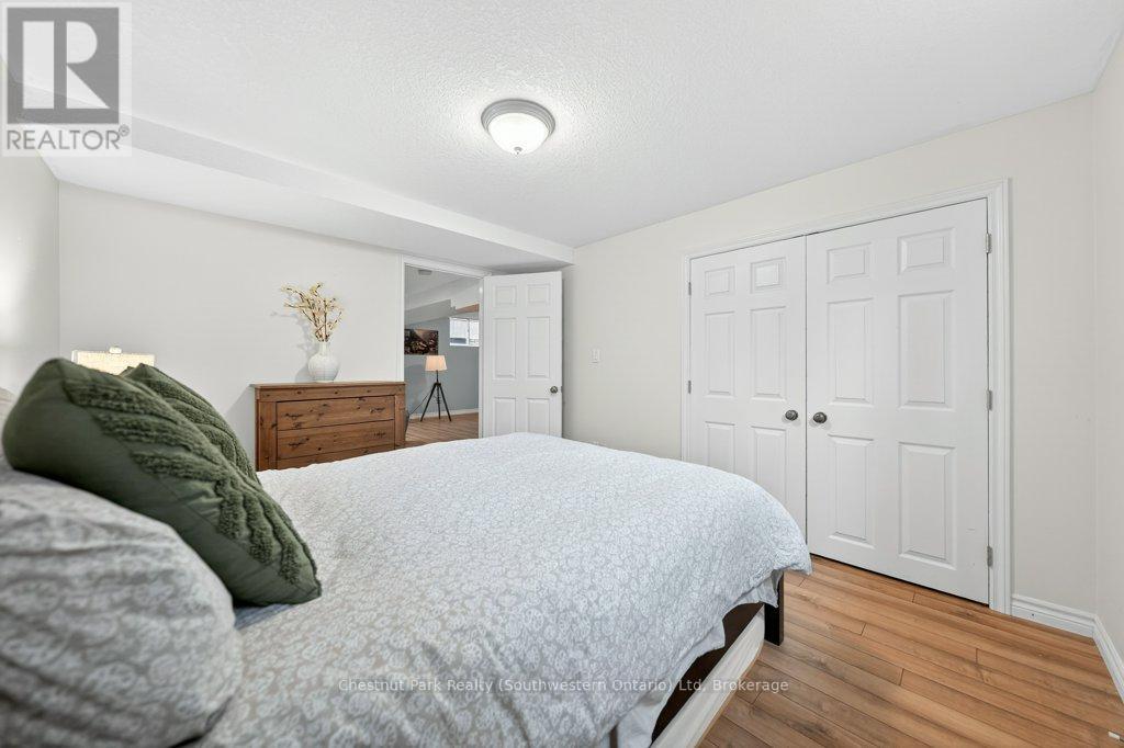 14 Teal Drive, Guelph, Ontario  N1C 1G3 - Photo 46 - X12975358