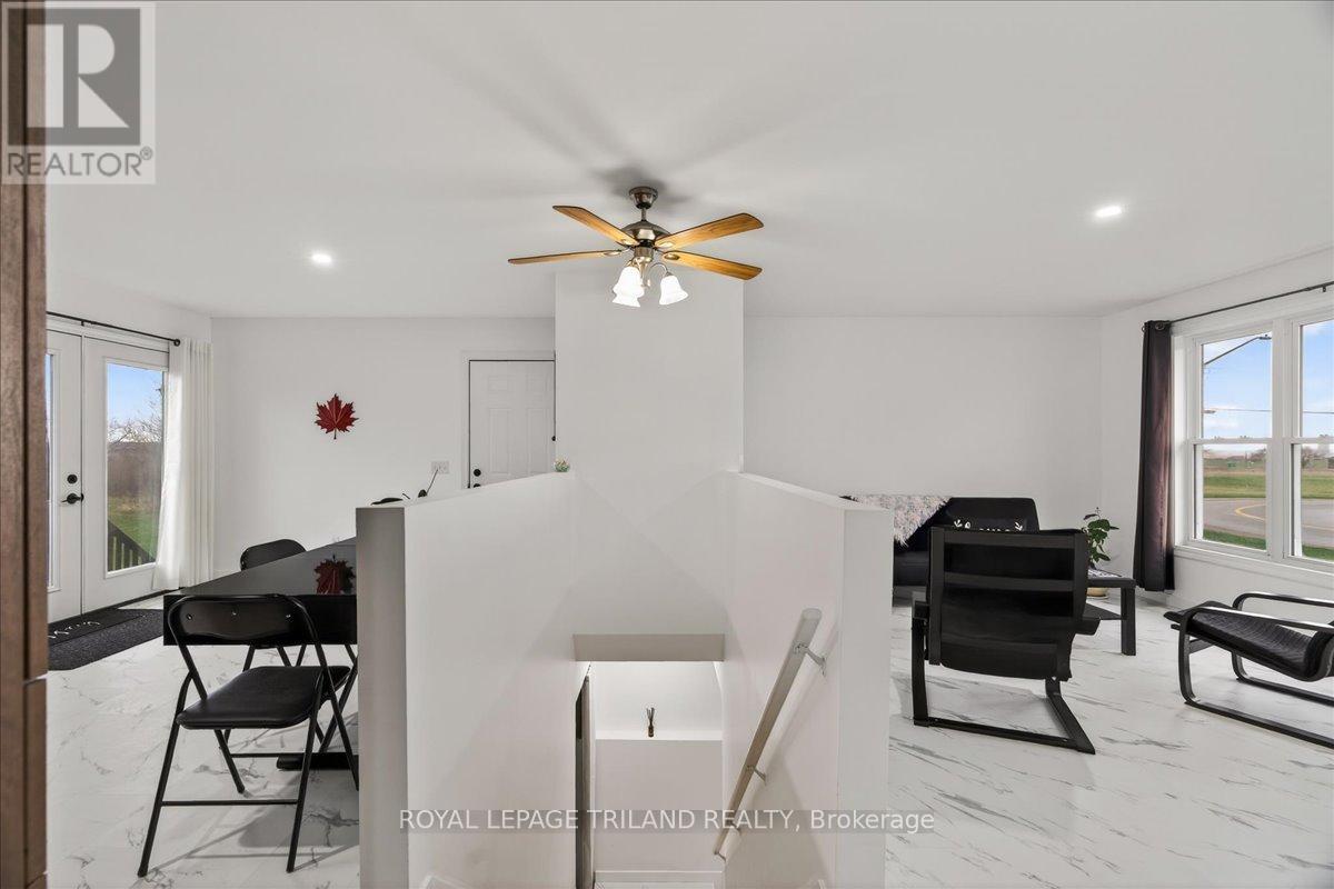 14 Wellington Avenue, Southwest Middlesex (Appin), Ontario  N0L 1A0 - Photo 17 - X12975352