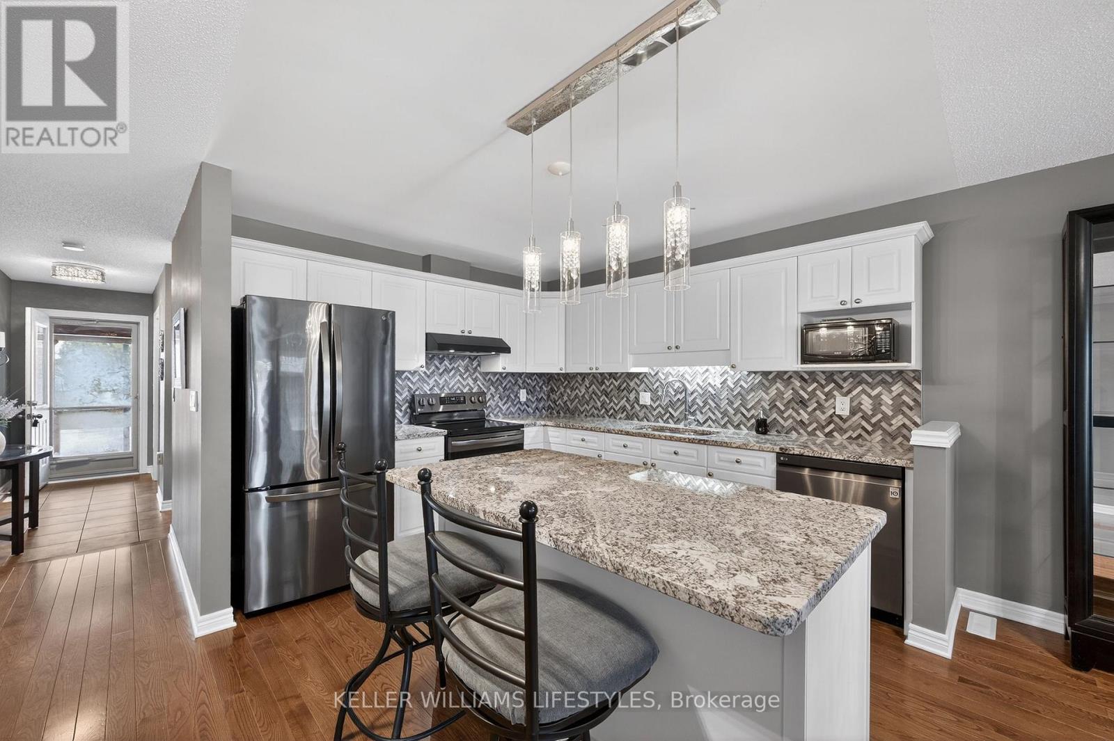 244 - 2025 Meadowgate Boulevard, London South, Ontario  N6M 1K9 - Photo 9 - X12975398