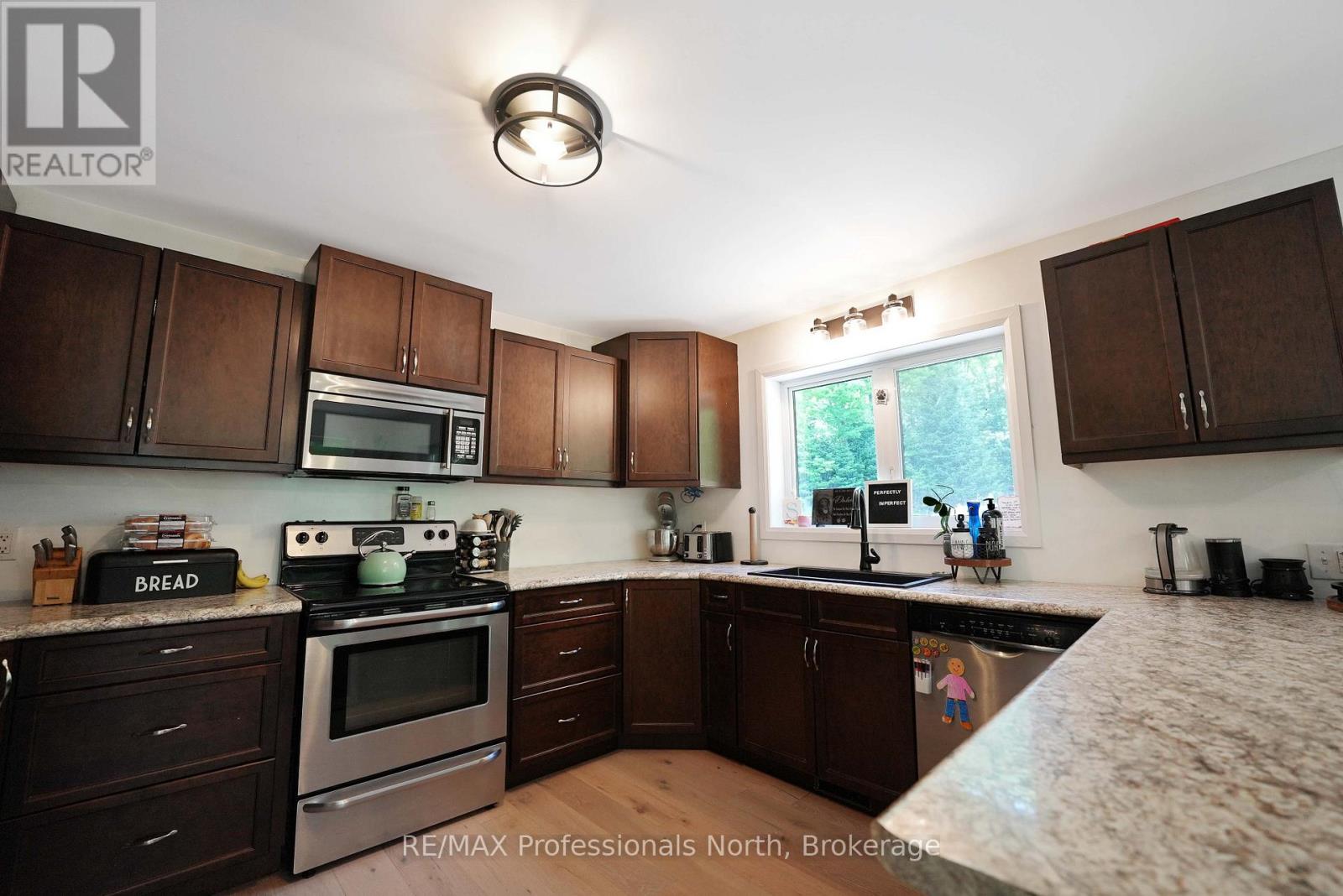 1979 Blairhampton Road, Minden Hills (Minden), Ontario  K0M 2K0 - Photo 10 - X12975650