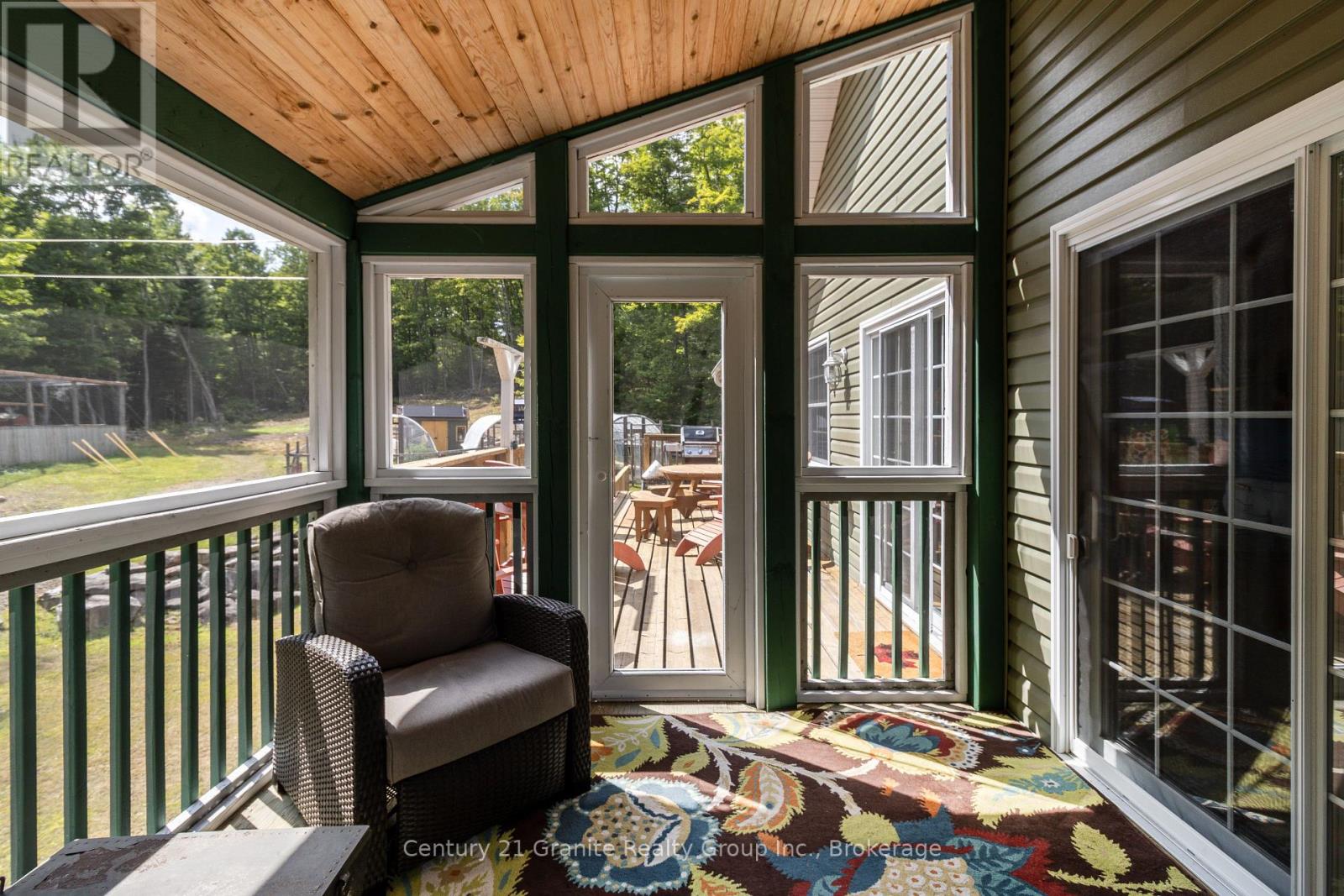 1071 Dardanelles Road, Dysart Et Al, Ontario  K0M 1S0 - Photo 11 - X12975710