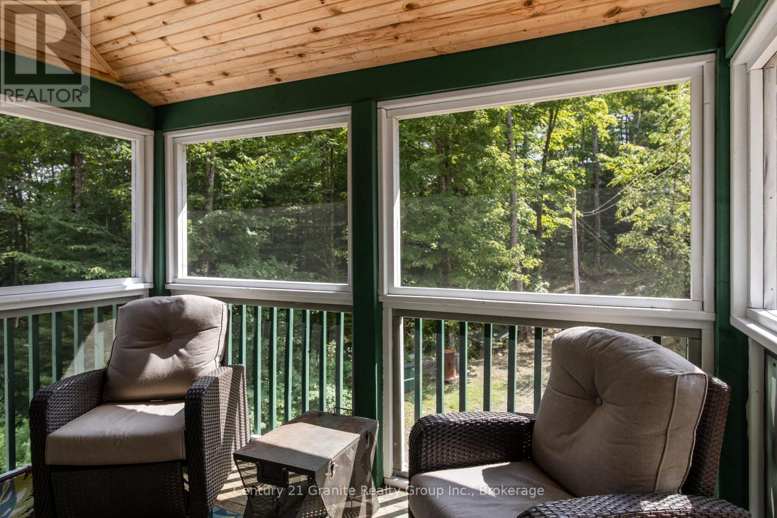 1071 Dardanelles Road, Dysart Et Al, Ontario  K0M 1S0 - Photo 12 - X12975710