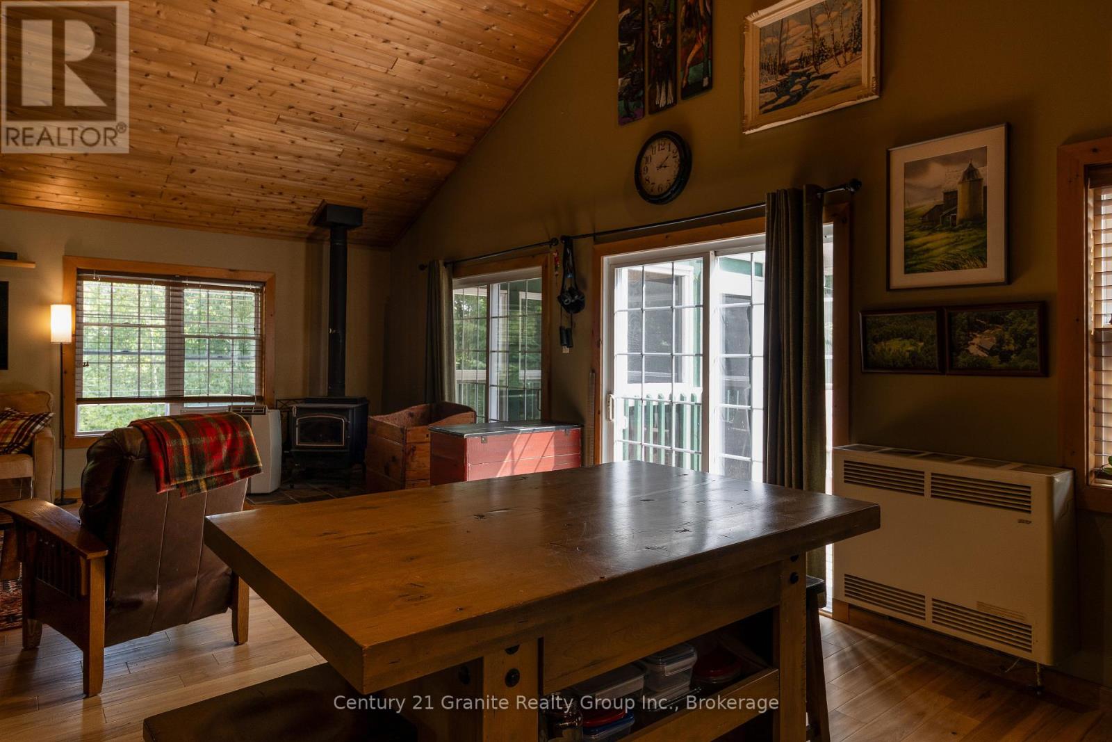 1071 Dardanelles Road, Dysart Et Al, Ontario  K0M 1S0 - Photo 13 - X12975710