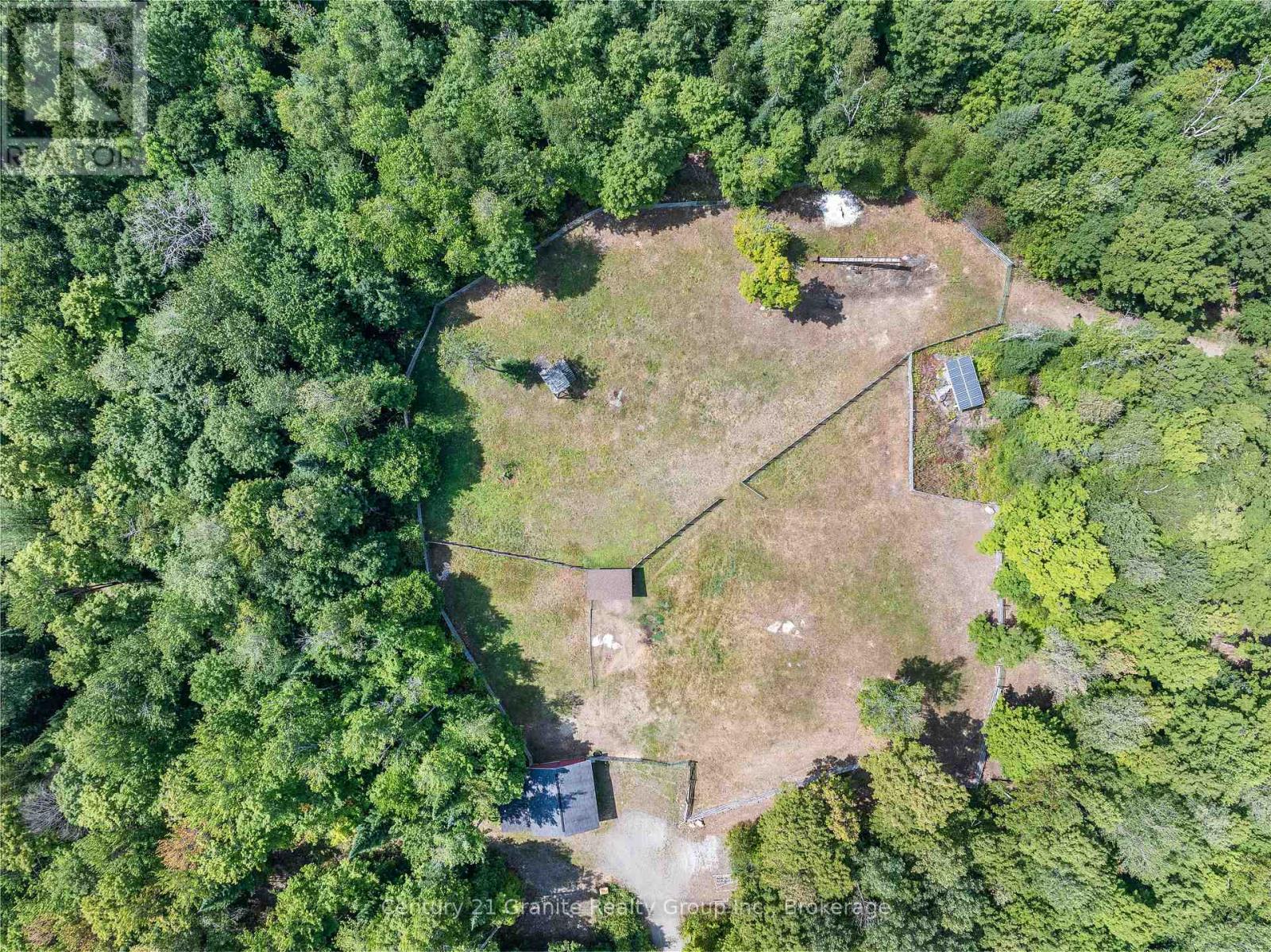 1071 Dardanelles Road, Dysart Et Al, Ontario  K0M 1S0 - Photo 46 - X12975710