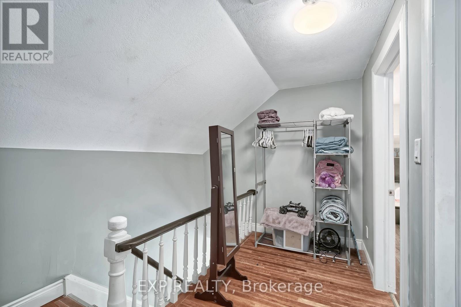 203 Mckellar Street, Southwest Middlesex, Ontario  N0L 1M0 - Photo 17 - X12975450