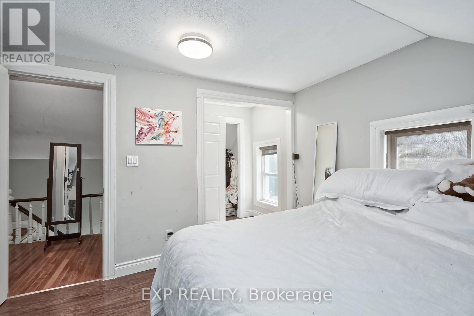 203 Mckellar Street, Southwest Middlesex, Ontario  N0L 1M0 - Photo 21 - X12975450