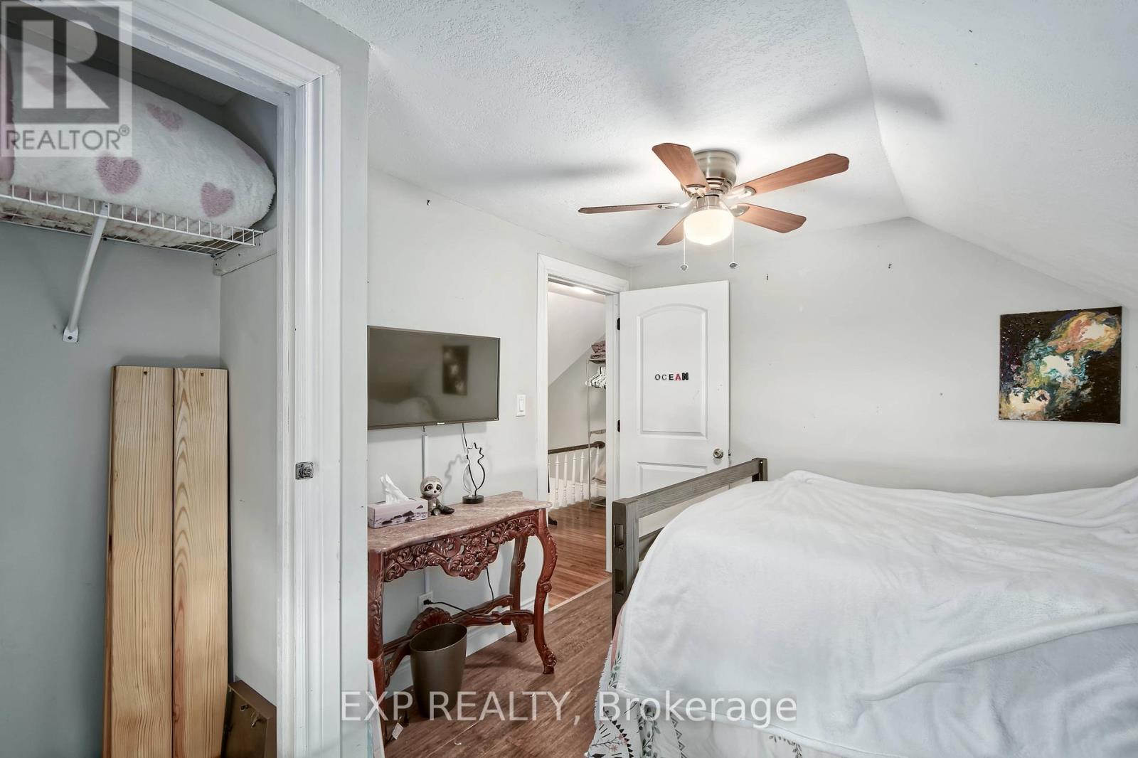 203 Mckellar Street, Southwest Middlesex, Ontario  N0L 1M0 - Photo 23 - X12975450