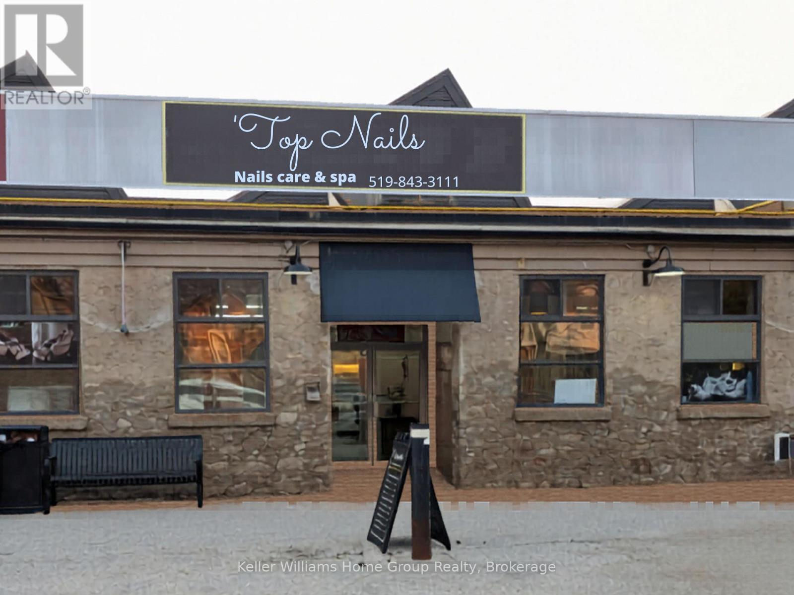 2 - 105 Queen Street W, Centre Wellington (Fergus), Ontario  N1M 1T7 - Photo 1 - X12975712