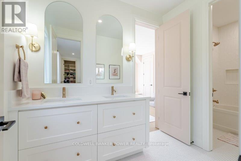 14 - 720 Apricot Drive, London South (South K), Ontario  N6K 0M5 - Photo 35 - X12975474