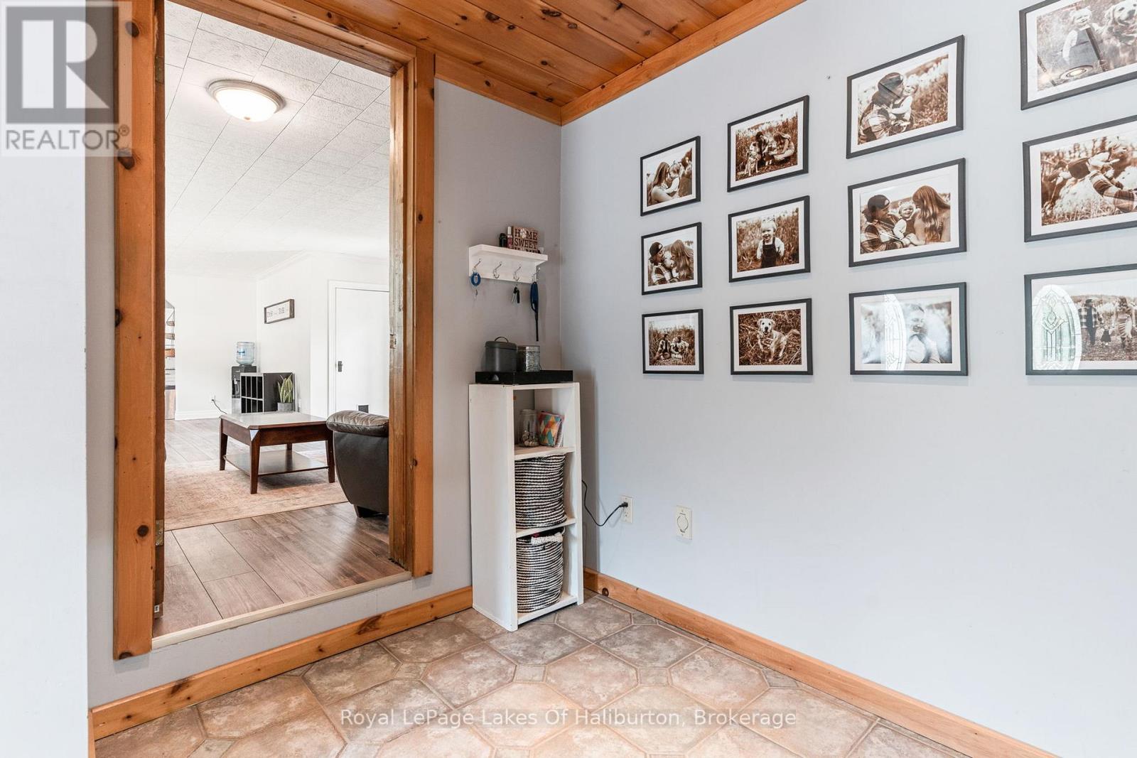 3875 Loop Road, Dysart Et Al (Harcourt), Ontario  K0L 1X0 - Photo 7 - X12975716