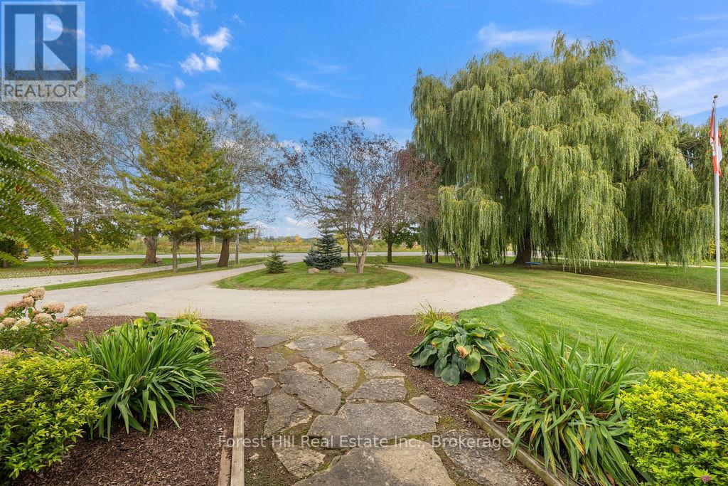 197716 7 Grey Road, Meaford, Ontario  N4L 1W7 - Photo 2 - X12975774