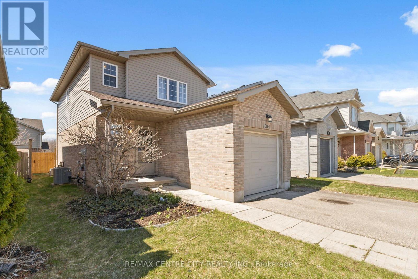 1084 Kimball Crescent, London North (North E), Ontario  N6G 0A8 - Photo 2 - X12975556