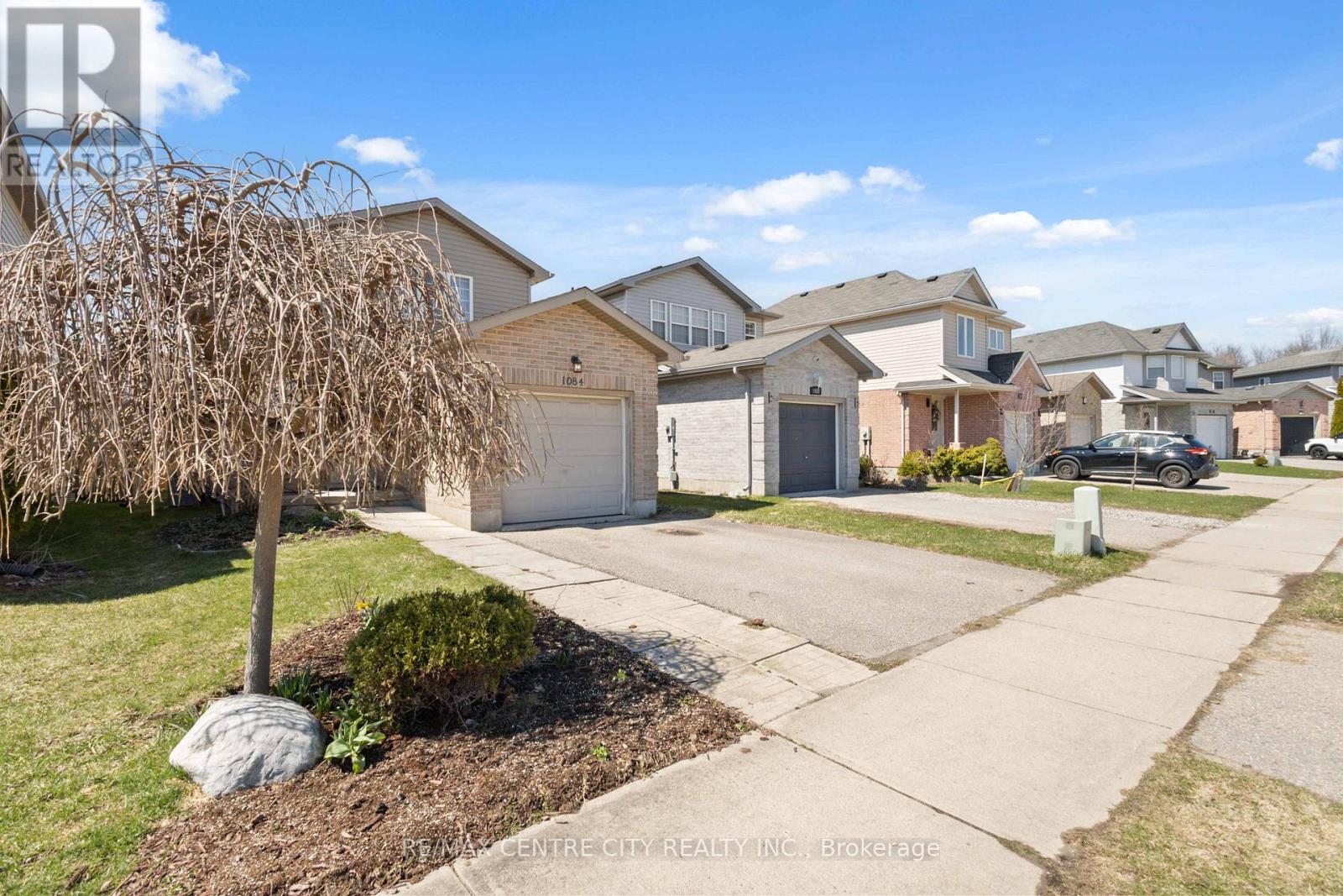 1084 Kimball Crescent, London North (North E), Ontario  N6G 0A8 - Photo 3 - X12975556