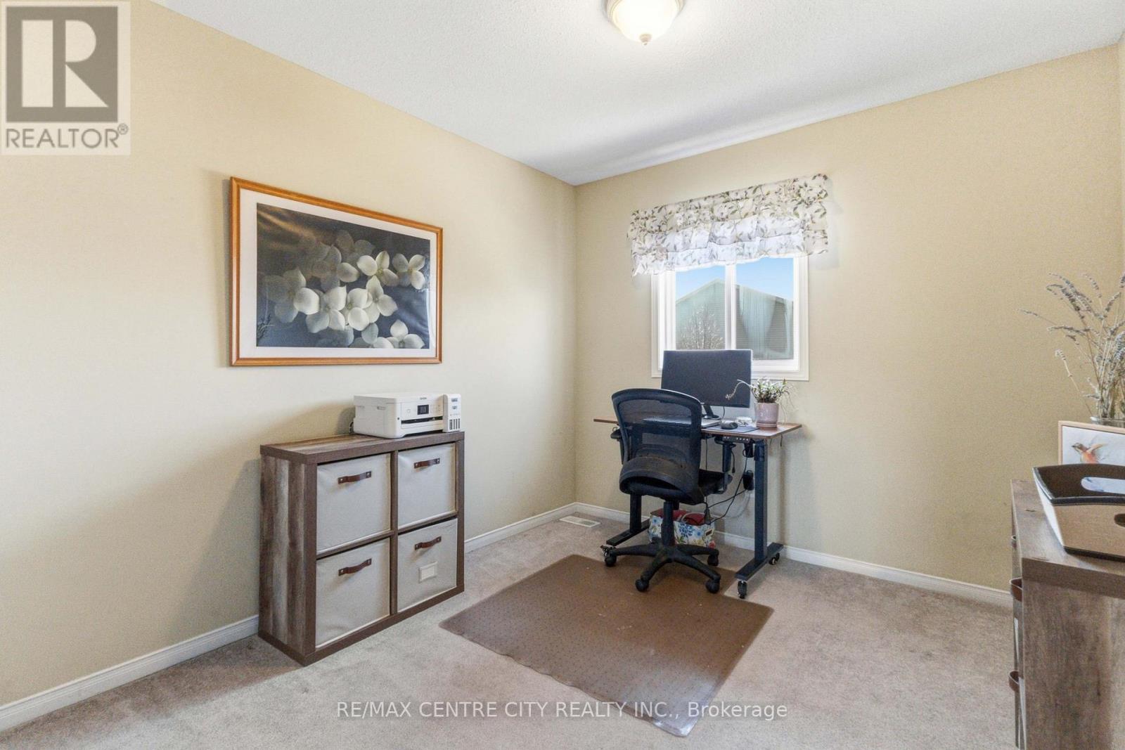 1084 Kimball Crescent, London North (North E), Ontario  N6G 0A8 - Photo 32 - X12975556