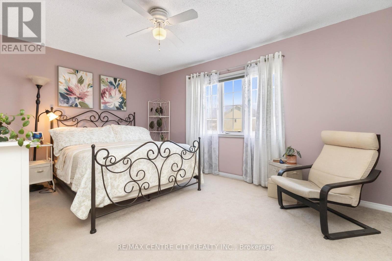 1084 Kimball Crescent, London North (North E), Ontario  N6G 0A8 - Photo 37 - X12975556