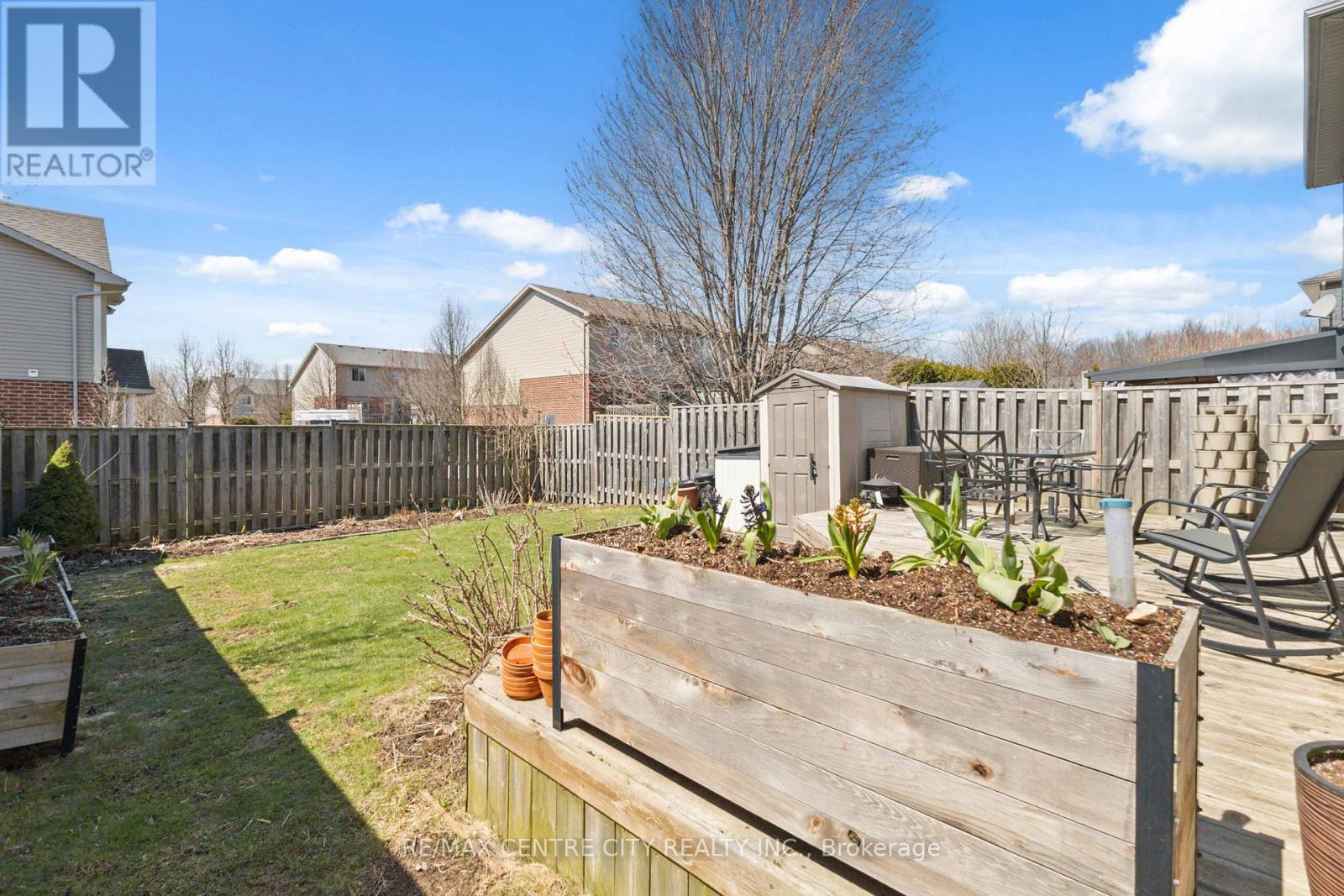 1084 Kimball Crescent, London North (North E), Ontario  N6G 0A8 - Photo 40 - X12975556