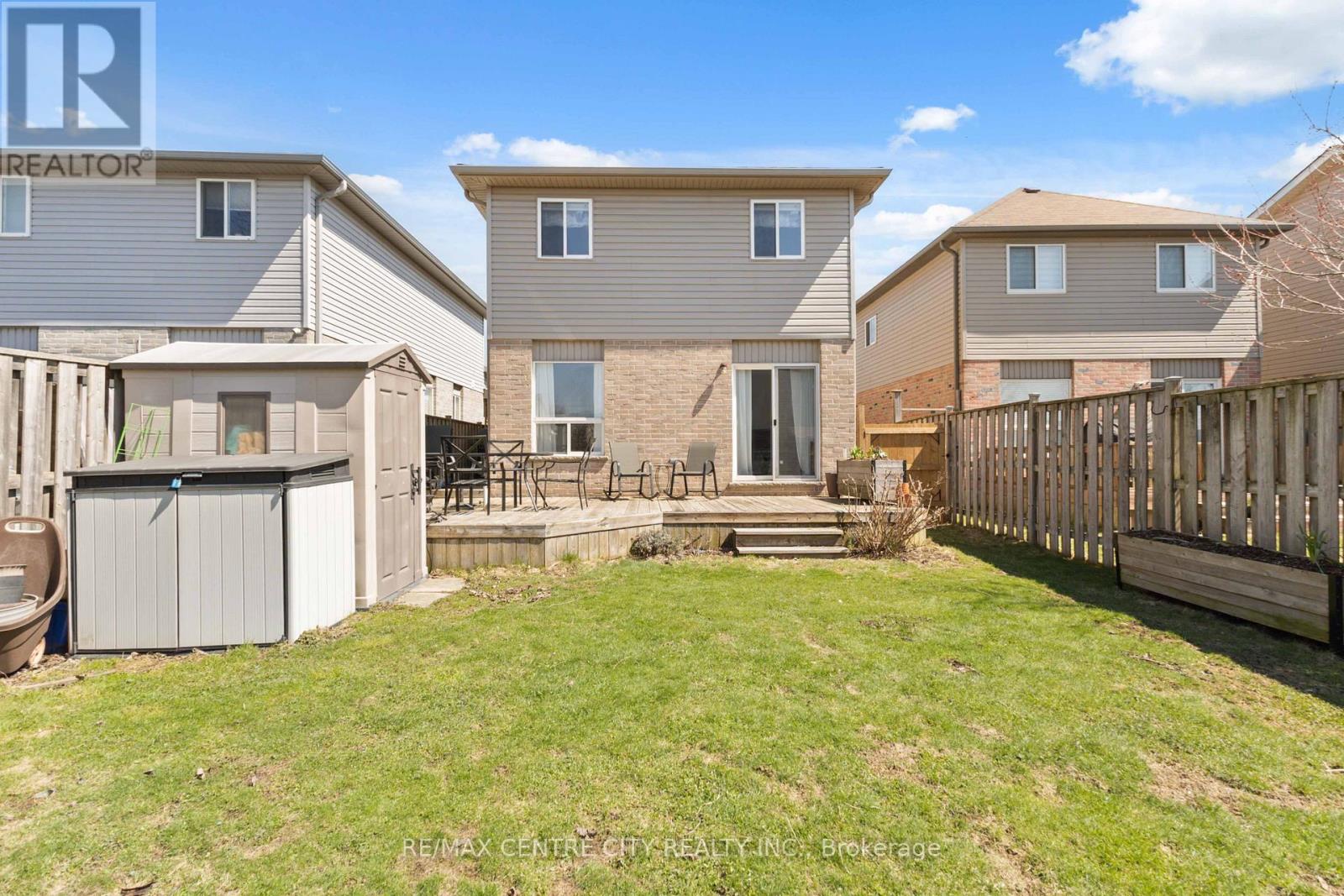 1084 Kimball Crescent, London North (North E), Ontario  N6G 0A8 - Photo 43 - X12975556