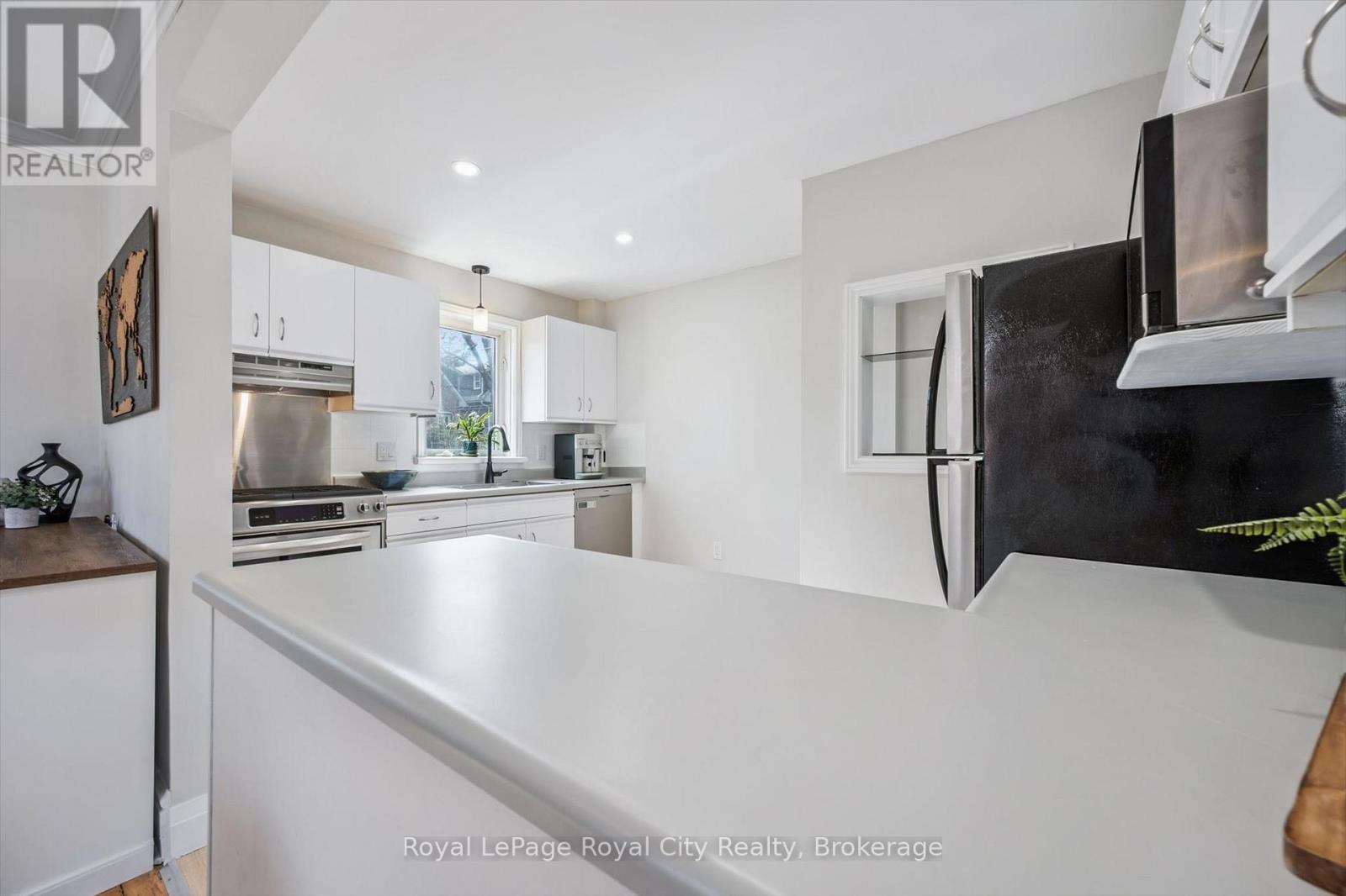 107 Kingsmill Avenue, Guelph, Ontario  N1E 5W1 - Photo 14 - X12975816