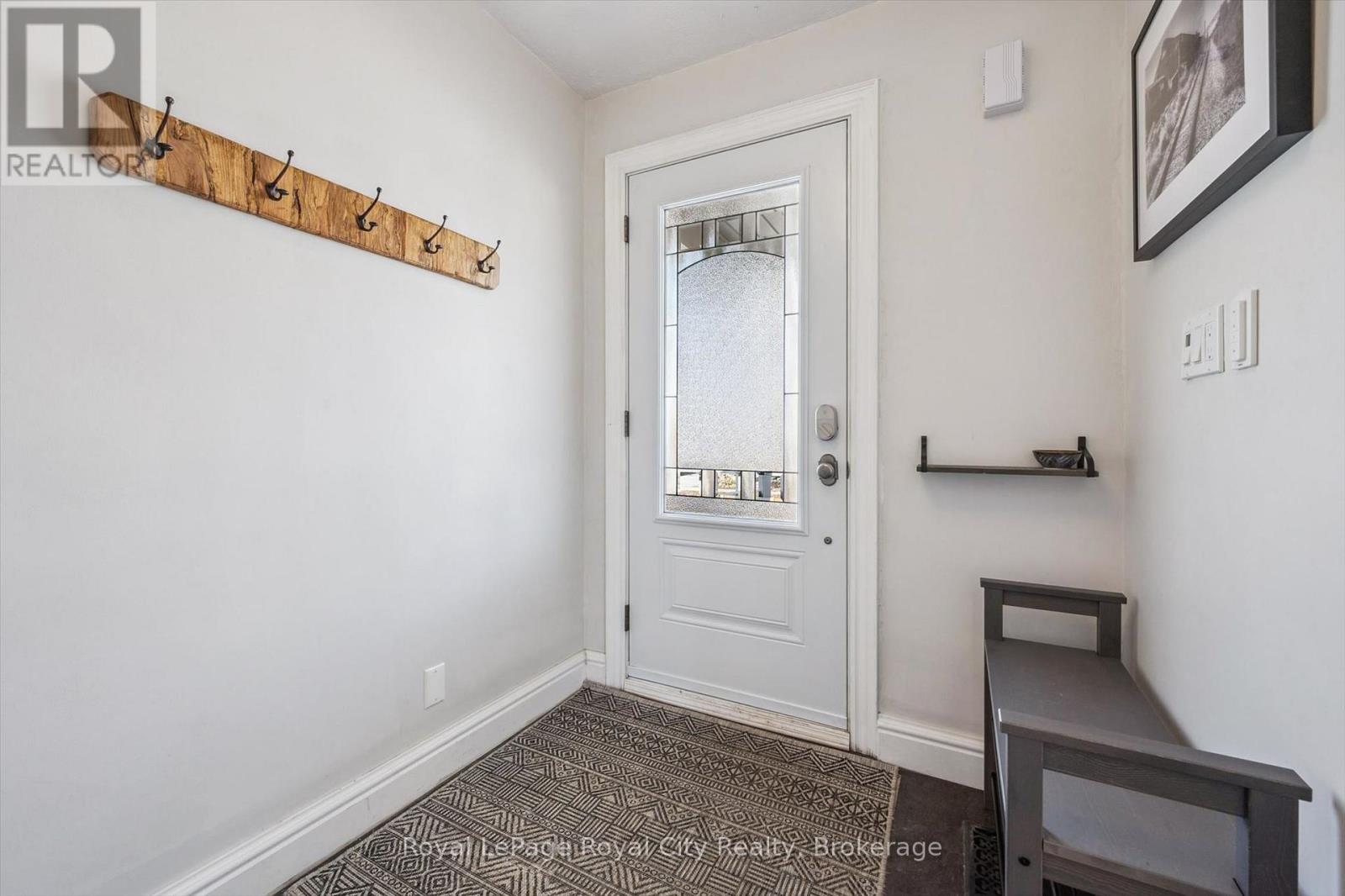 107 Kingsmill Avenue, Guelph, Ontario  N1E 5W1 - Photo 4 - X12975816