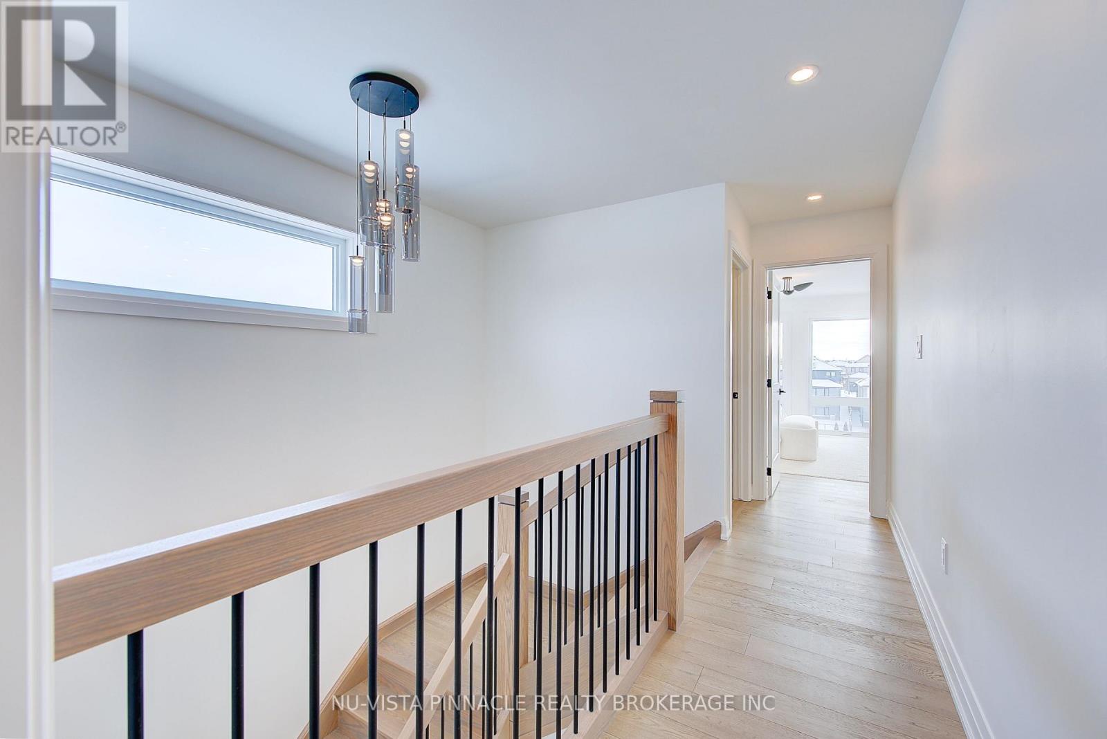 2693 Heardcreek Trail, London North, Ontario  N6G 0Z8 - Photo 21 - X12975616