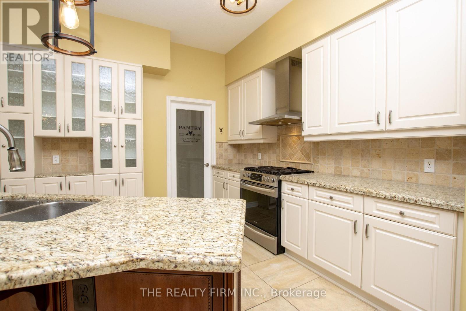 11507 Lagonda Way, Chatham-Kent (Rondeau Area), Ontario  N0P 1X0 - Photo 15 - X12975630