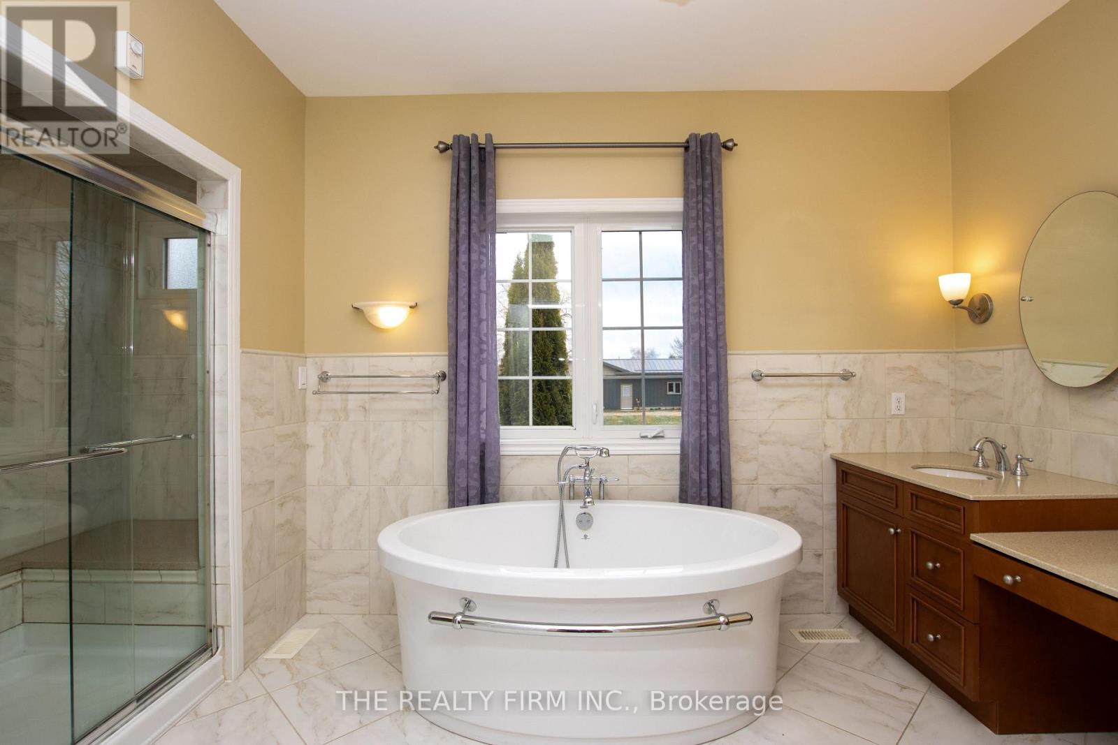 11507 Lagonda Way, Chatham-Kent (Rondeau Area), Ontario  N0P 1X0 - Photo 28 - X12975630