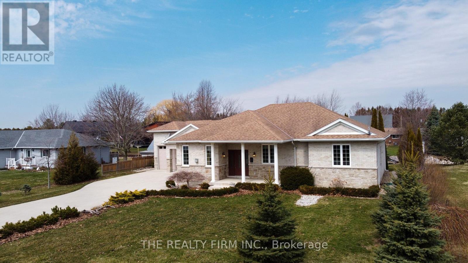 11507 Lagonda Way, Chatham-Kent (Rondeau Area), Ontario  N0P 1X0 - Photo 4 - X12975630