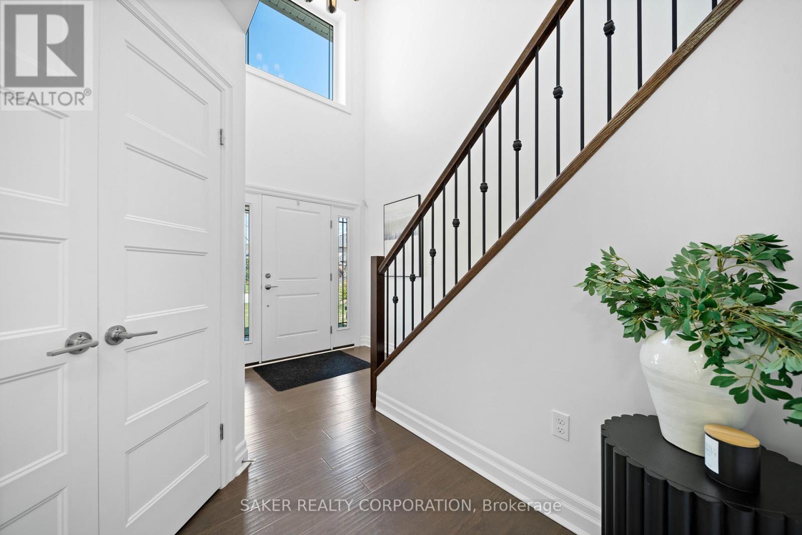 86 Oliver Crescent, Zorra, Ontario  N0M 2M0 - Photo 4 - X12975788