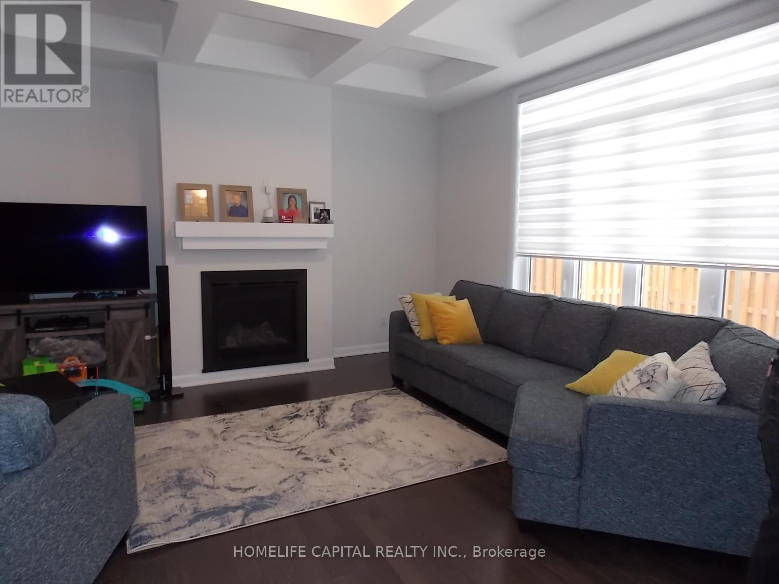 110 Lynn Coulter Street, Ottawa, Ontario  K2J 7C5 - Photo 3 - X12975372